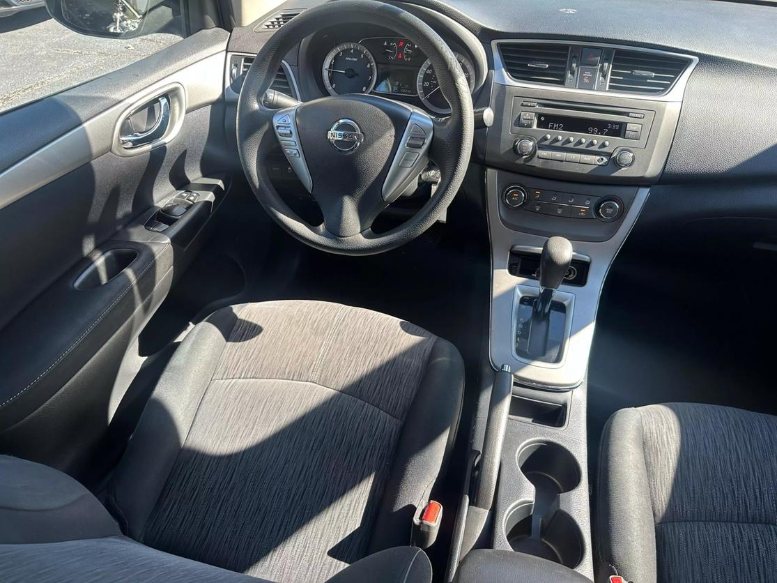 2014 Nissan Sentra SV photo 11