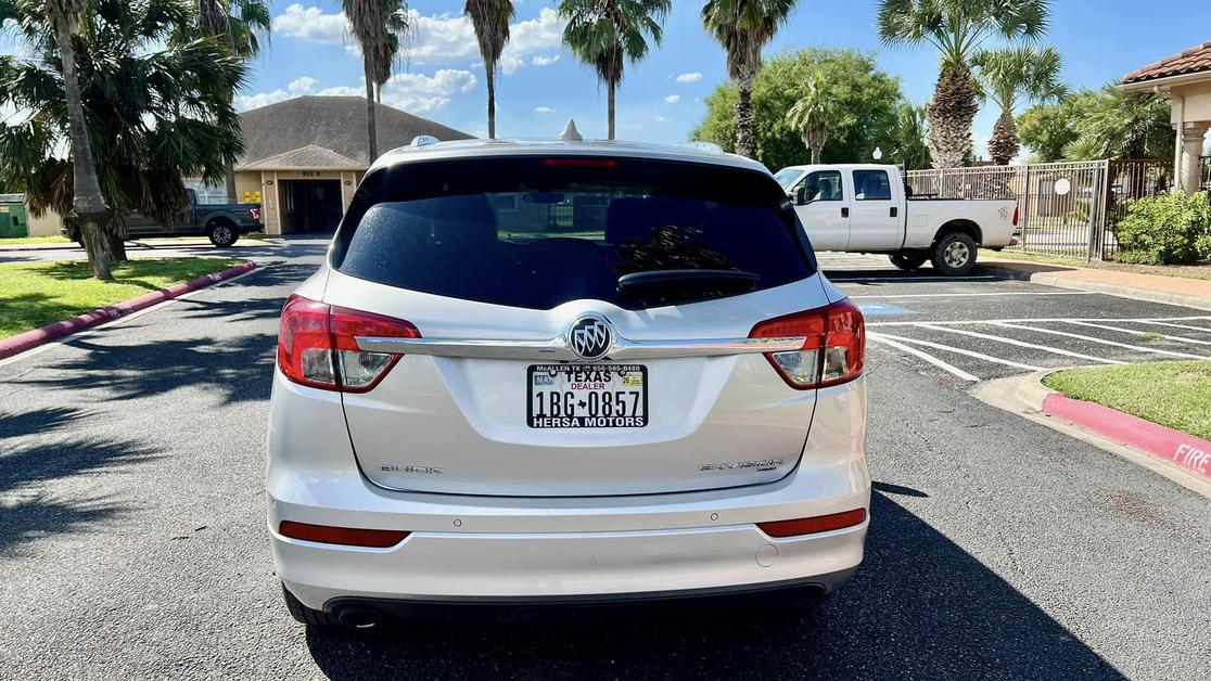 2017 Buick Envision Essence photo 6