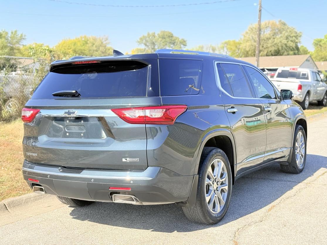 2018 Chevrolet Traverse Premier photo 11