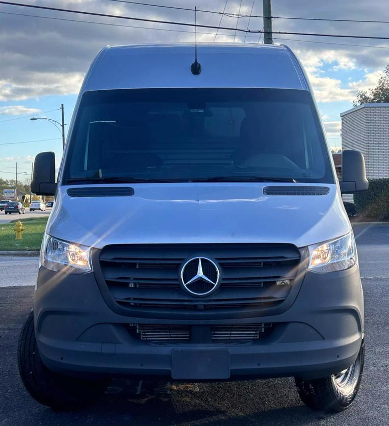 2023 Mercedes-Benz Sprinter Cargo Van Base photo 2