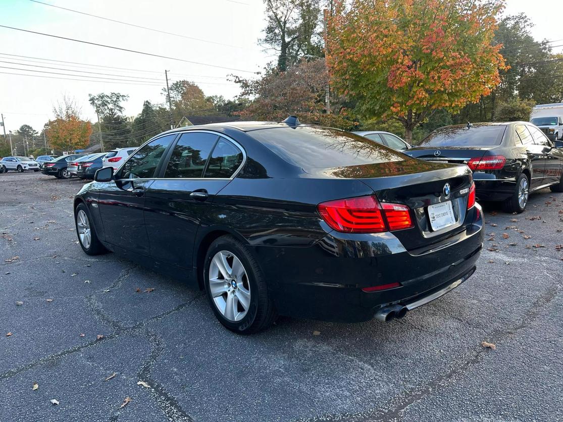 2012 BMW 5 Series 528i photo 7