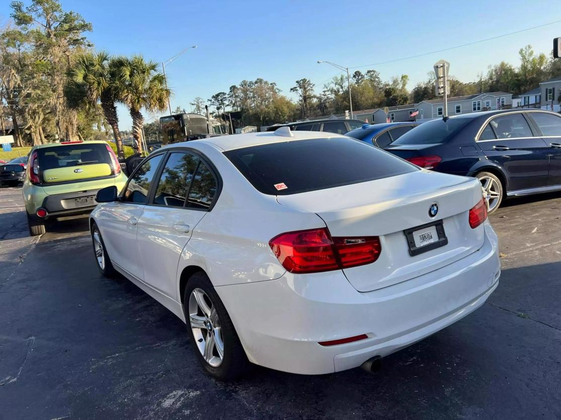 2014 BMW 3 Series 320i photo 7