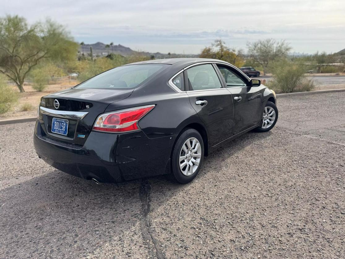 2014 Nissan Altima S photo 3