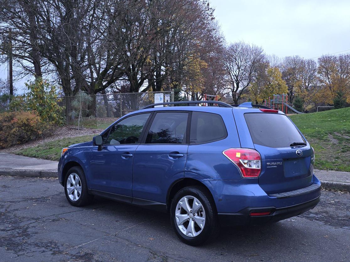 2016 Subaru Forester i Premium photo 4