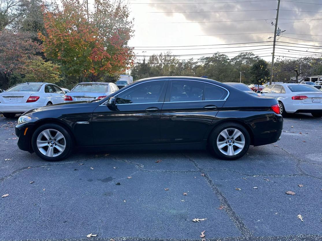 2012 BMW 5 Series 528i photo 8