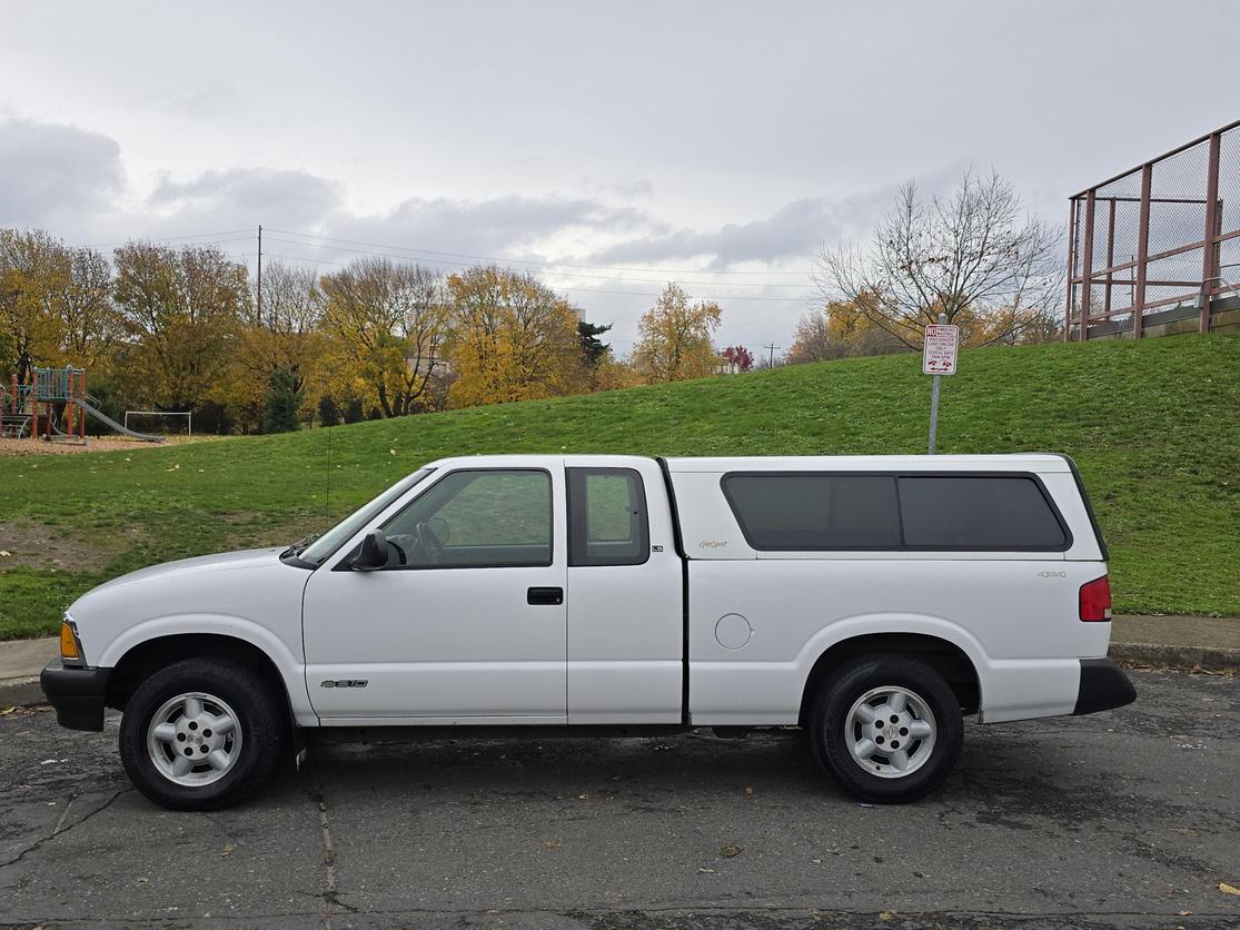 1995 Chevrolet S-10 null photo 5