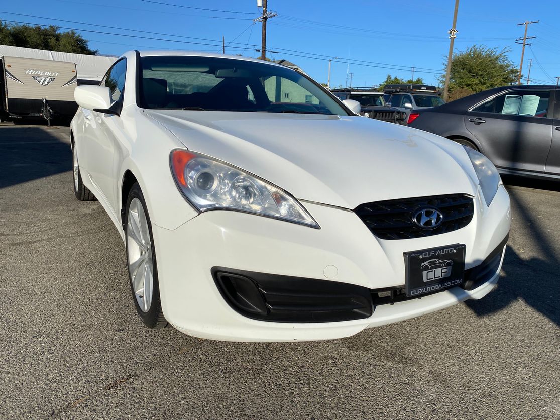 2010 Hyundai Genesis Coupe Base