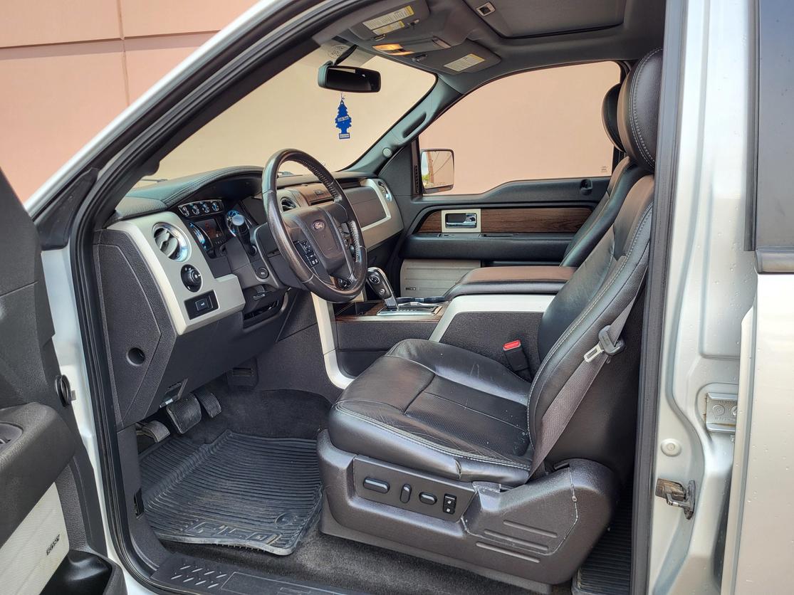 2014 Ford F-150 Lariat photo 17