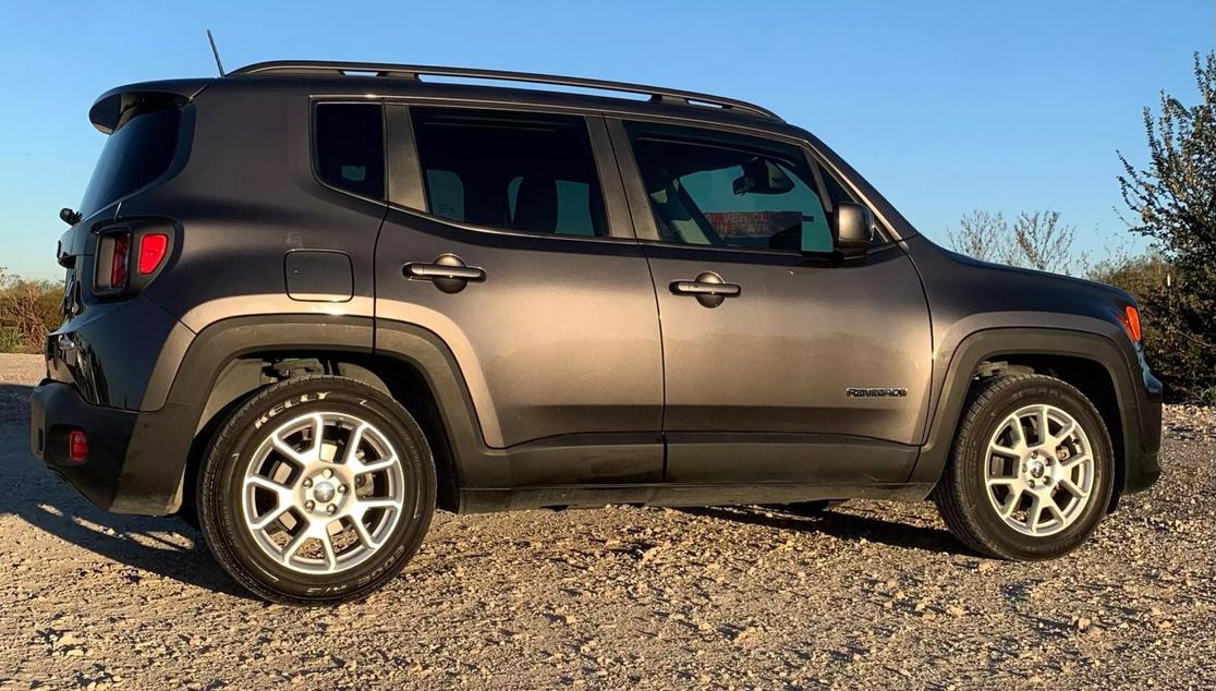 2020 Jeep Renegade Latitude photo 5