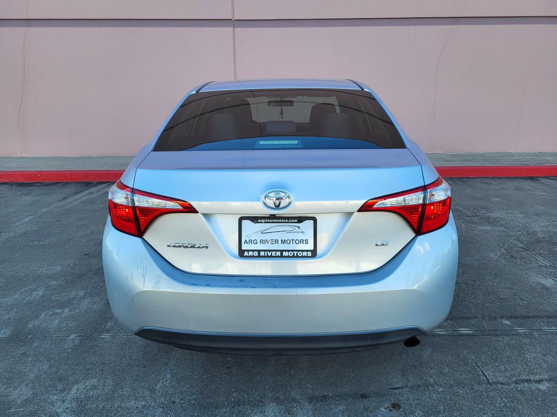 2016 Toyota Corolla LE photo 7