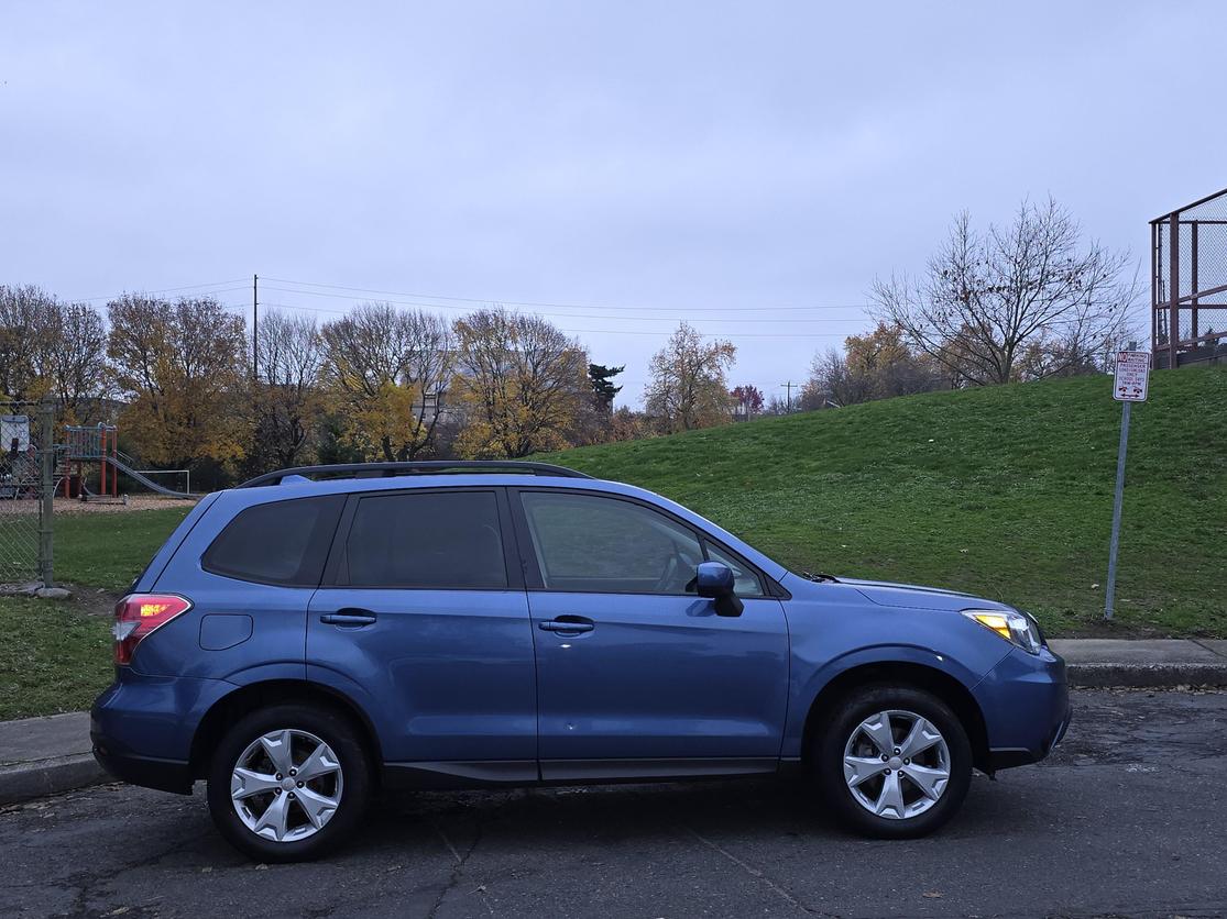 2016 Subaru Forester i Premium photo 6