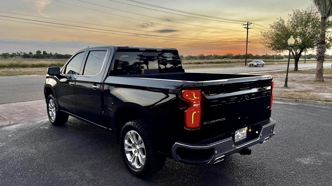 2024 Chevrolet Silverado 1500 LTZ photo 7