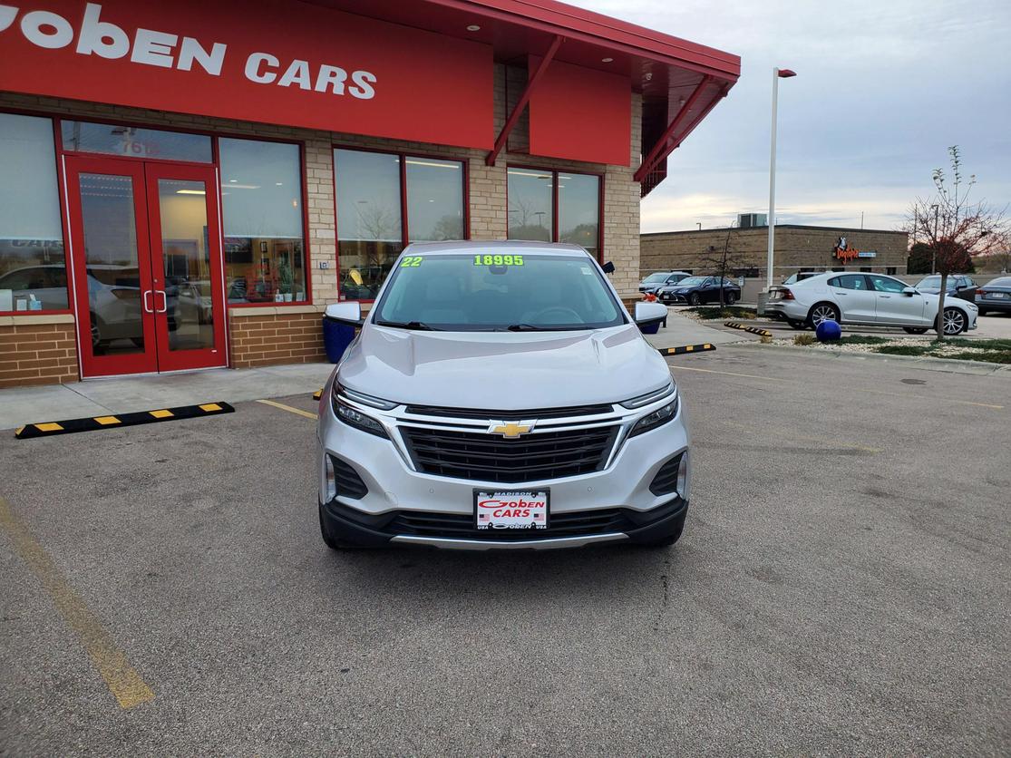 Used 2022 Chevrolet Equinox LT with VIN 2GNAXJEV0N6116640 for sale in Middleton, WI