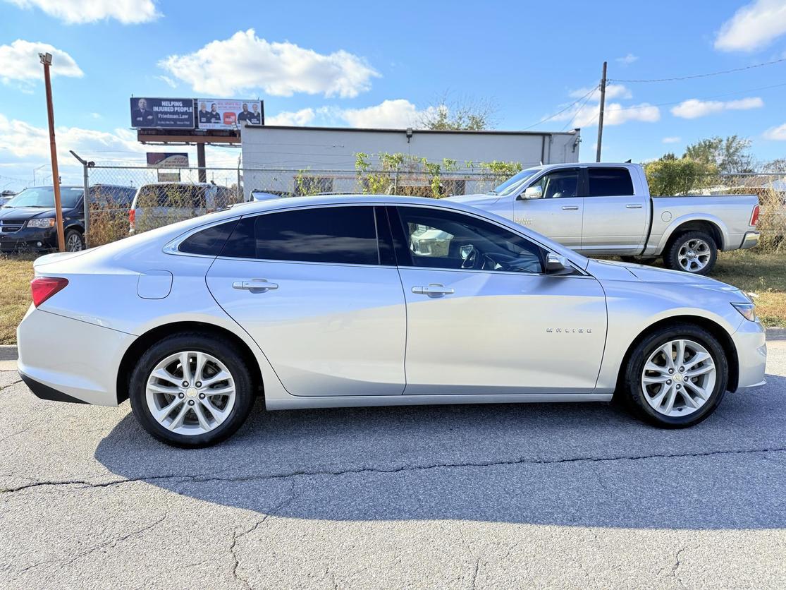 2018 Chevrolet Malibu 1LT photo 19