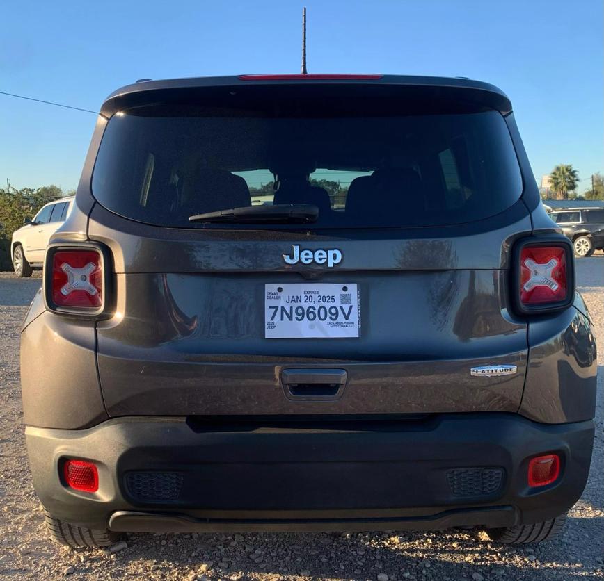 2020 Jeep Renegade Latitude photo 7