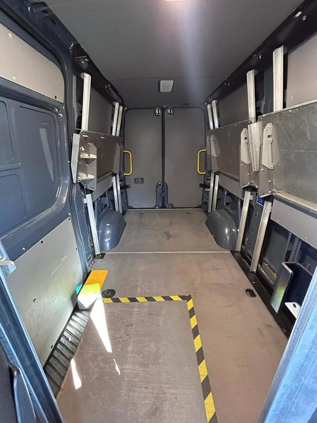 2018 Mercedes-Benz Sprinter Cargo Van Base photo 22