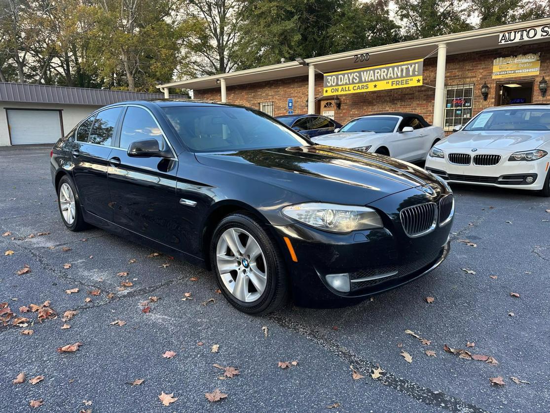 2012 BMW 5 Series 528i photo 3