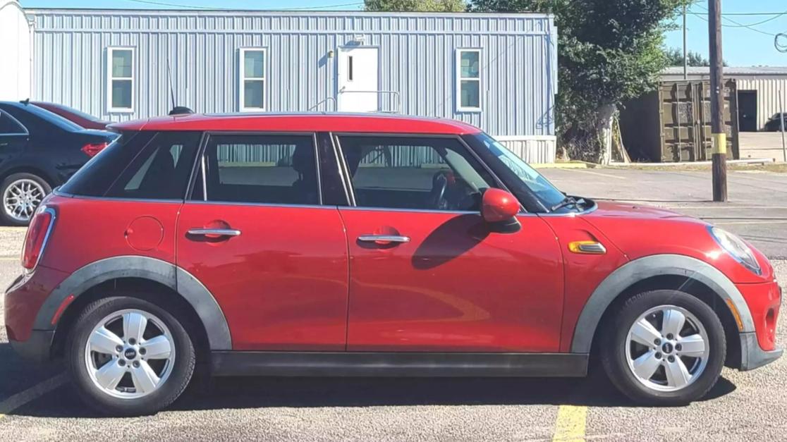 2016 MINI Cooper Base photo 8