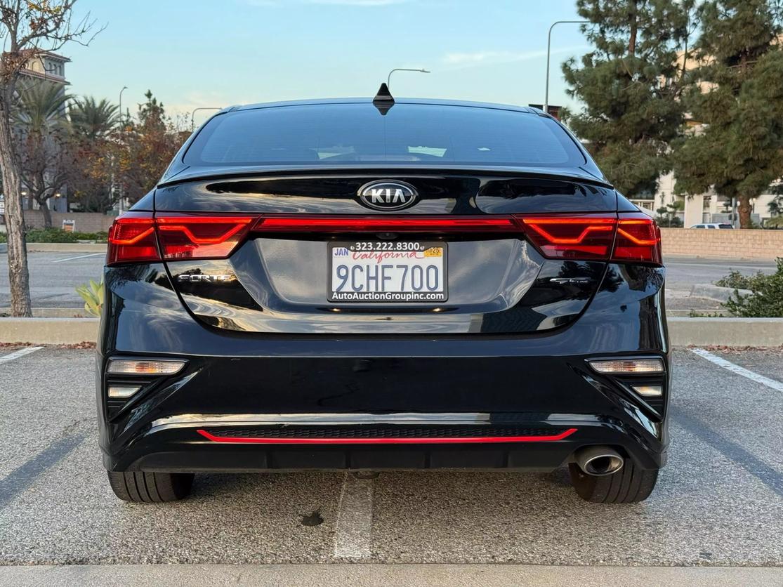 2020 Kia FORTE GT-Line photo 13