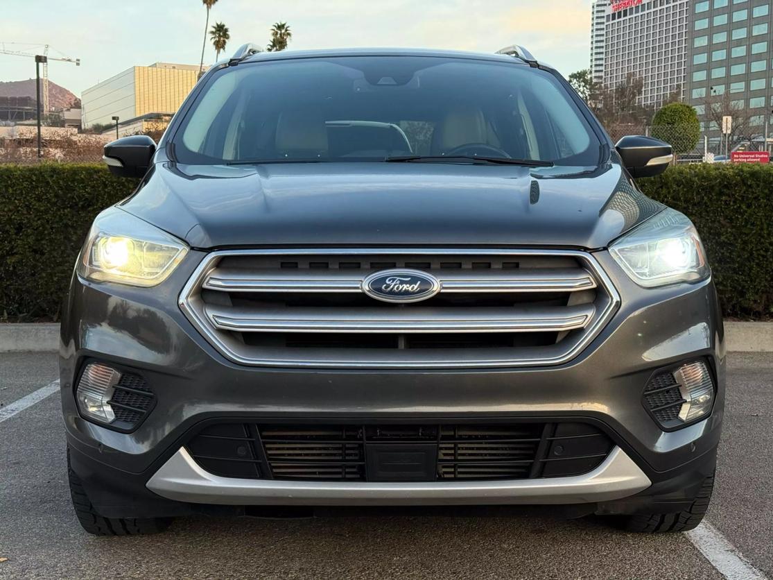 2017 Ford Escape Titanium photo 4