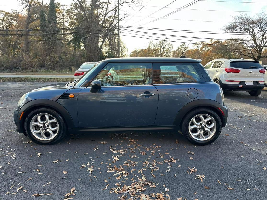 2011 MINI Cooper Base photo 8