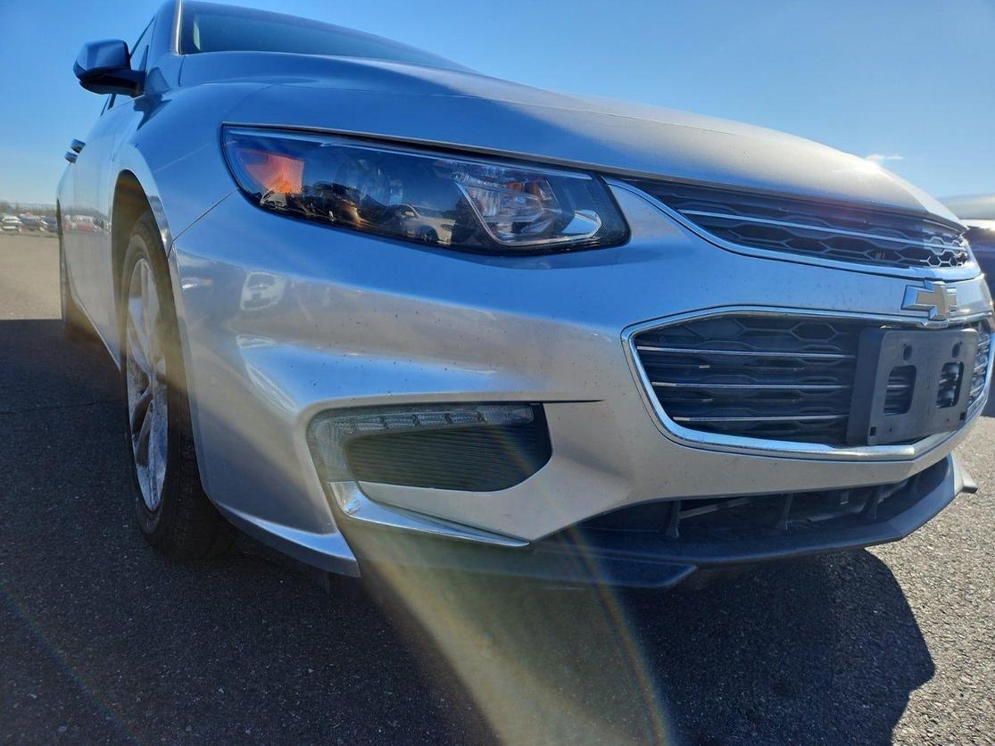 2017 Chevrolet Malibu 1LT photo 7