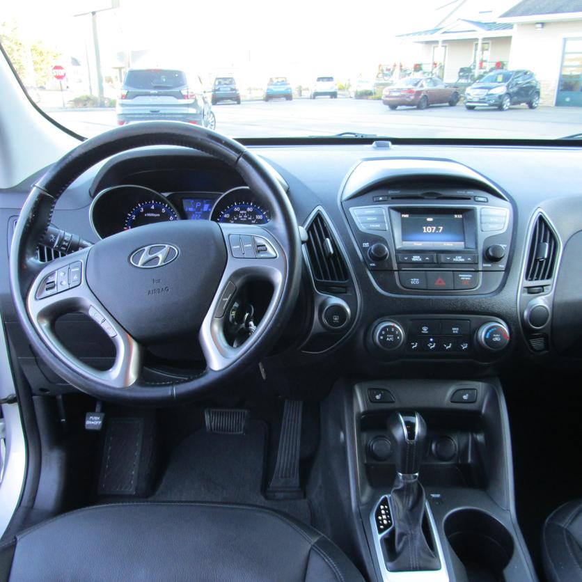 2015 Hyundai Tucson SE photo 12