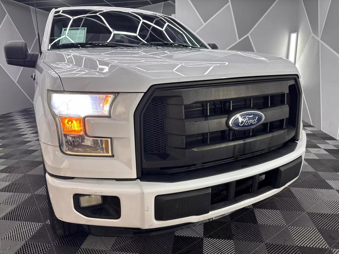 2016 Ford F-150 XL photo 14