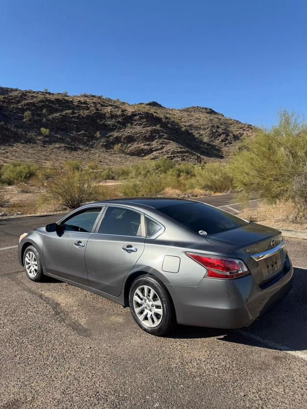 2014 Nissan Altima S photo 4