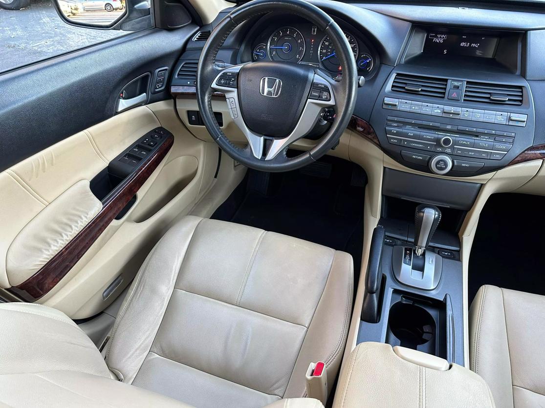 2012 Honda Crosstour EX-L photo 11