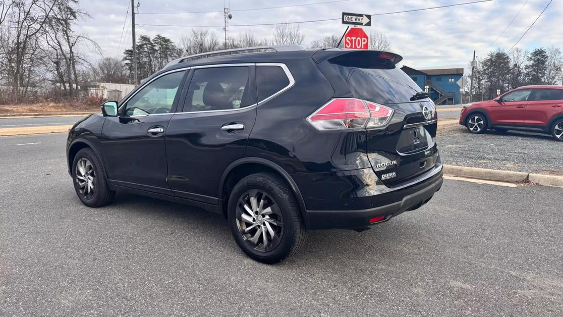 2014 Nissan Rogue SL photo 3