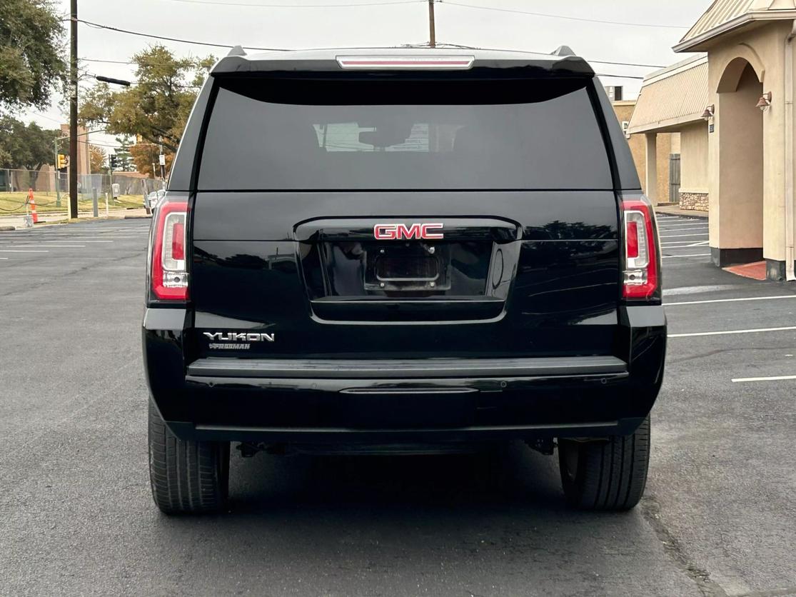 2016 GMC Yukon SLT photo 4