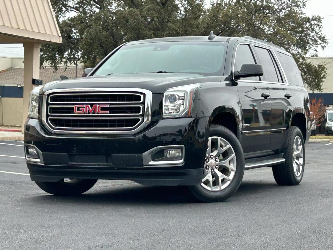 GMC Yukon's photo