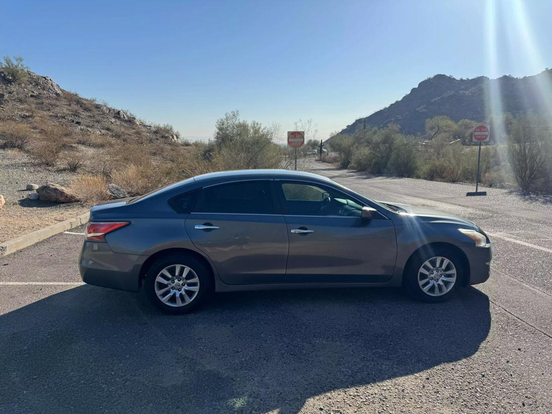 2014 Nissan Altima S photo 7