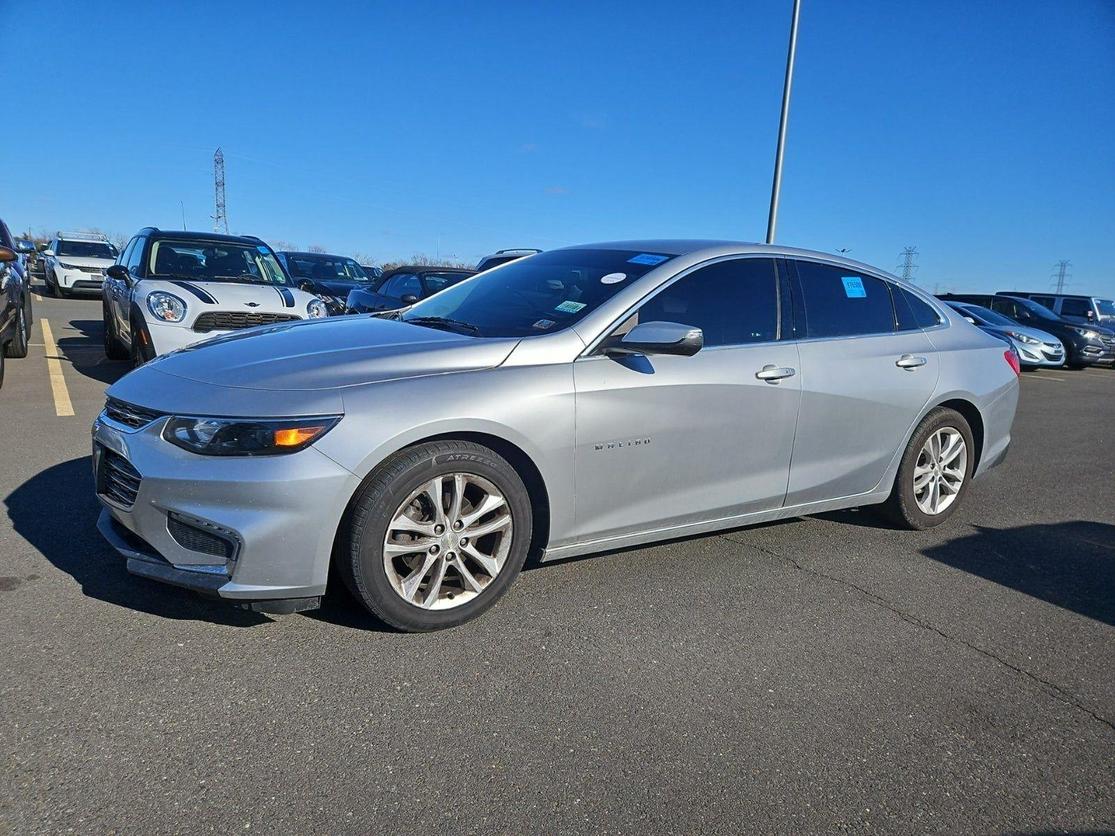 2017 Chevrolet Malibu 1LT photo 6