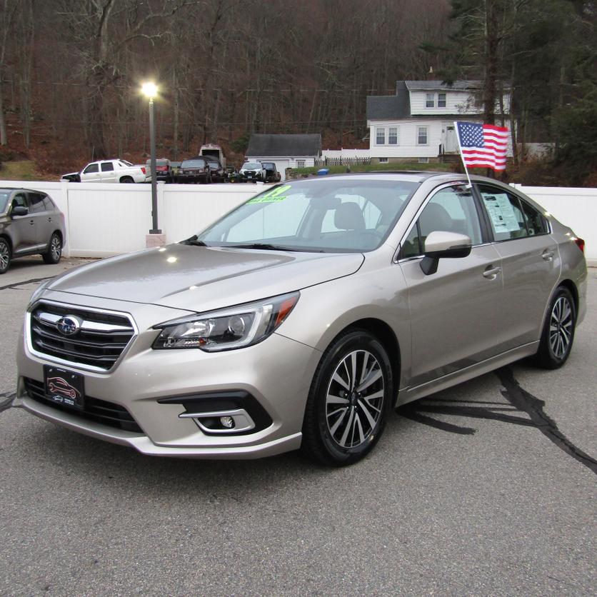 2019 Subaru Legacy Premium photo 4