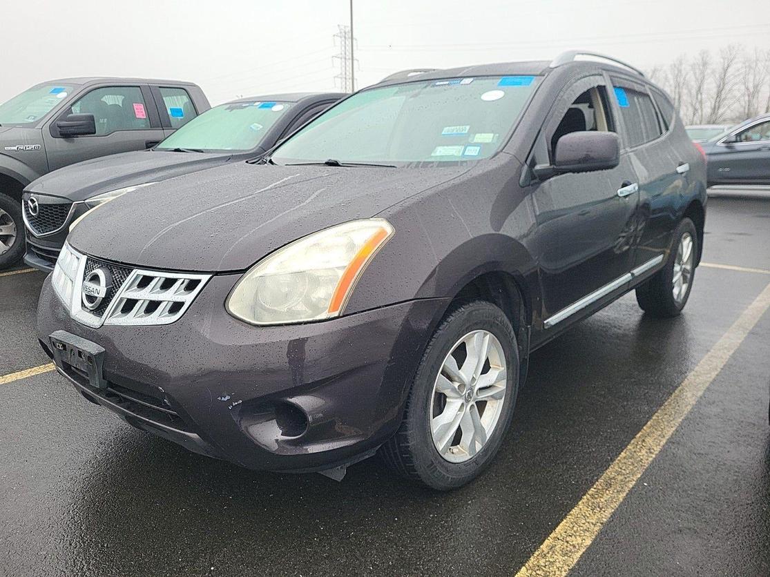 2013 Nissan Rogue SV photo 3