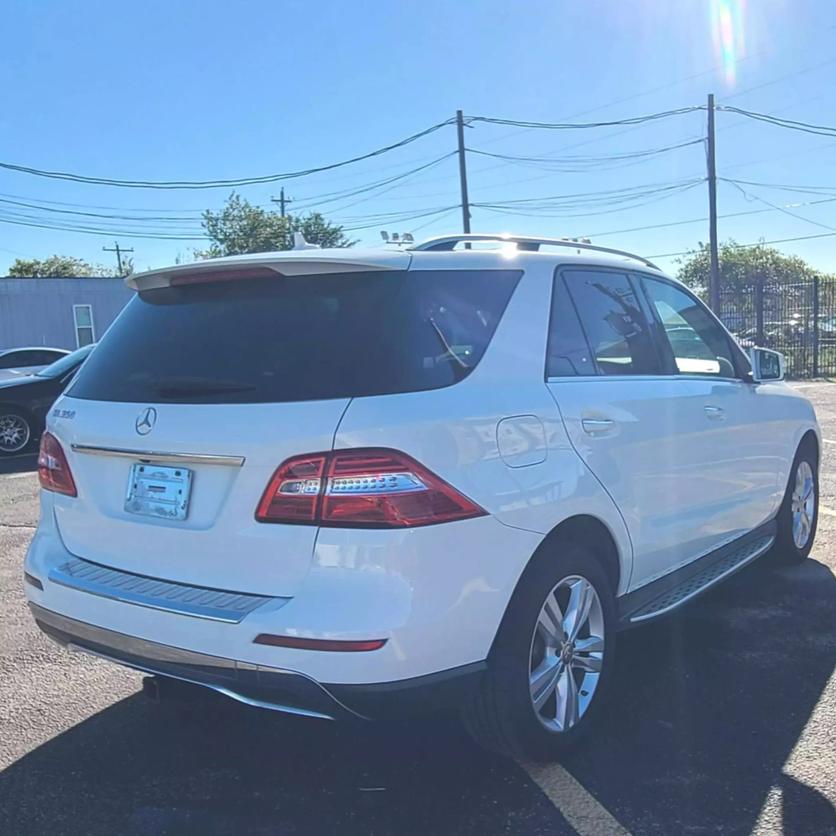 2015 Mercedes-Benz M-Class ML350 photo 7