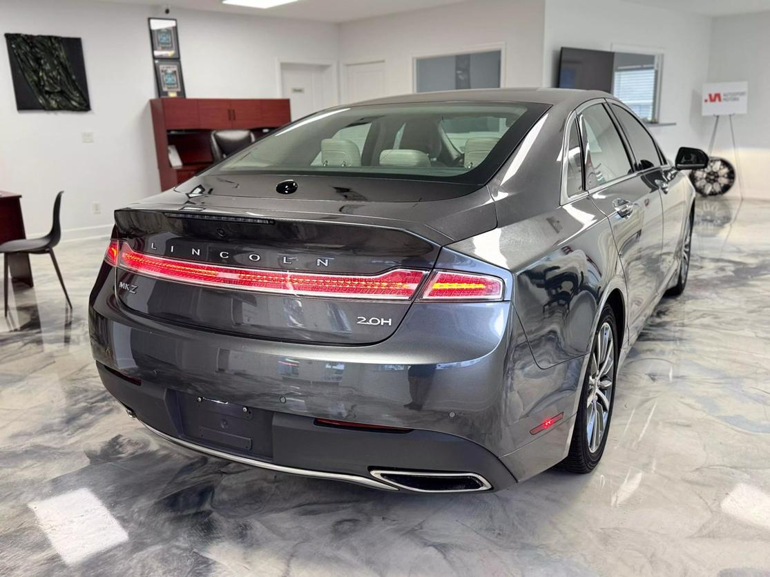 2019 Lincoln MKZ Base/Premiere photo 4