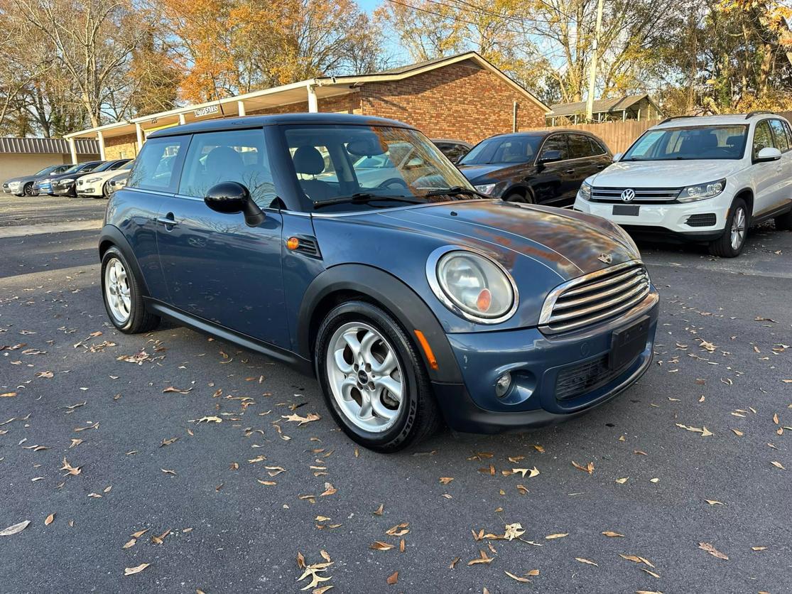 2011 MINI Cooper Base photo 3