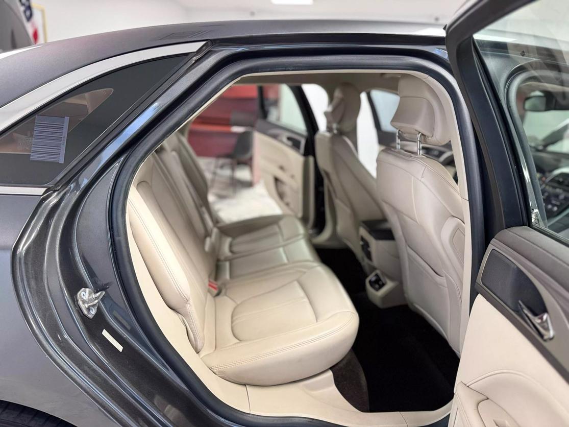 2019 Lincoln MKZ Base/Premiere photo 28