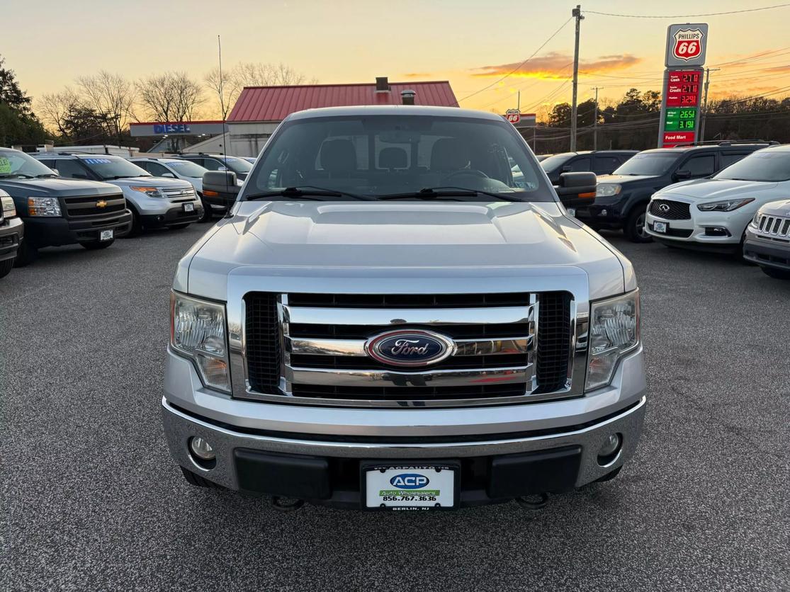 2011 Ford F-150 XLT photo 8