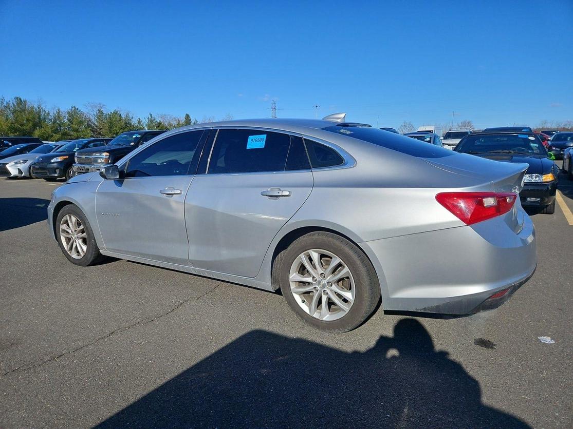 2017 Chevrolet Malibu 1LT photo 4