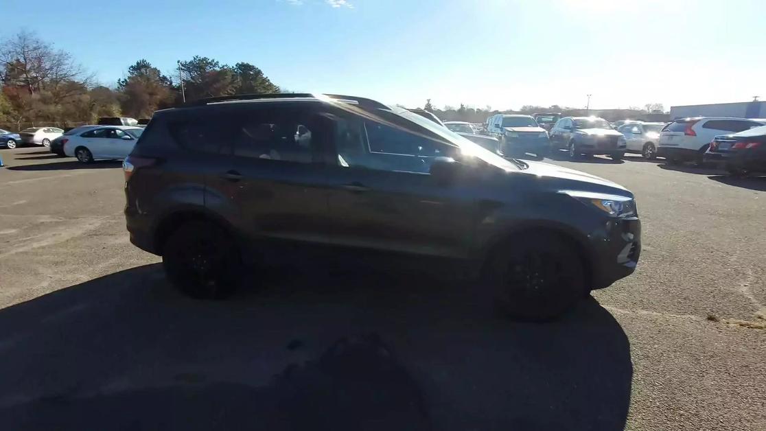 2018 Ford Escape SE photo 3