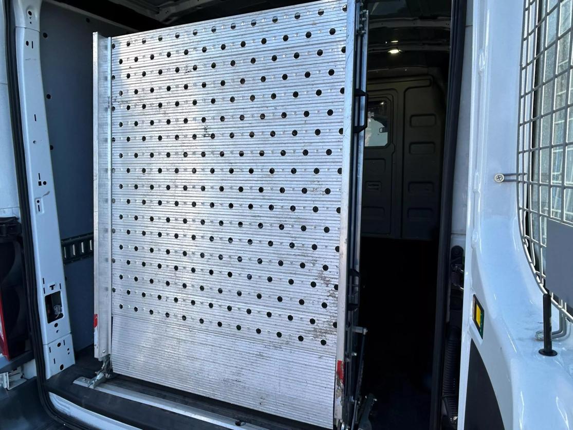 2017 Ford Transit Van Base photo 31