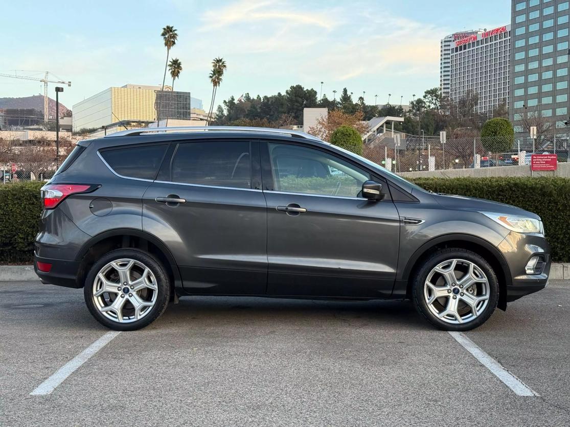 2017 Ford Escape Titanium photo 10