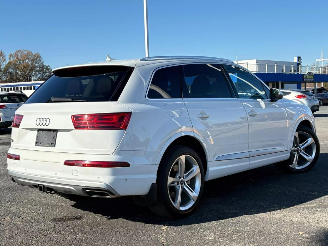 2019 Audi Q7 Prestige photo 5