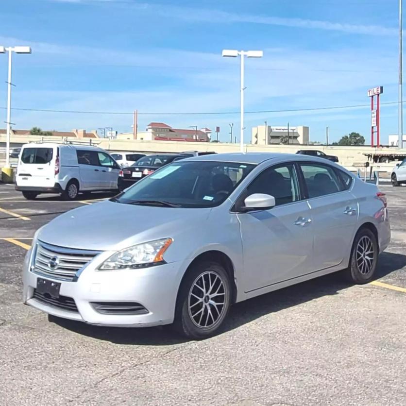 2013 Nissan Sentra S photo 3