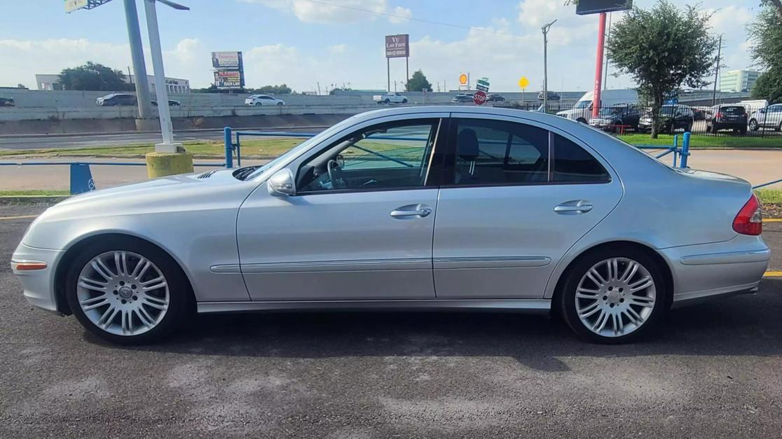 2008 Mercedes-Benz E-Class E350 photo 4