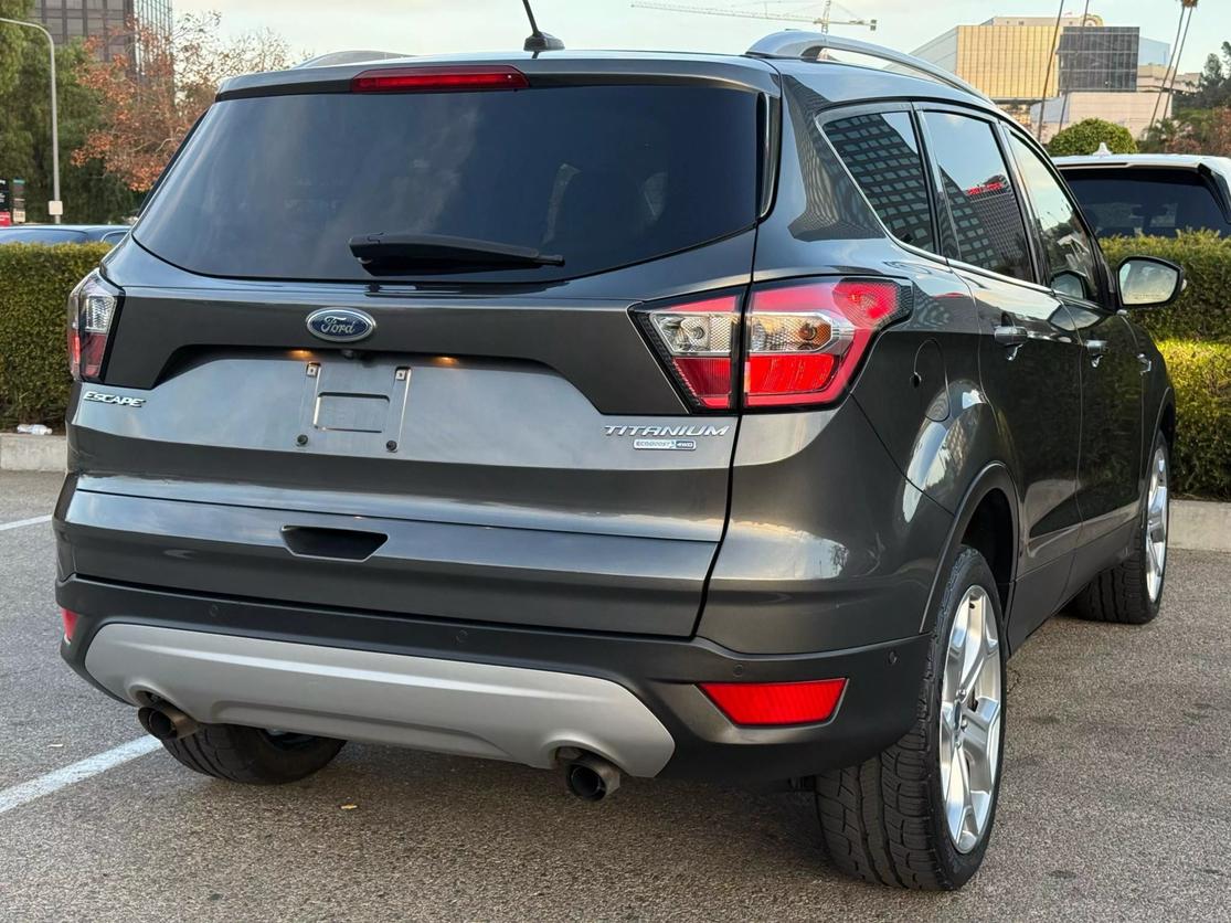 2017 Ford Escape Titanium photo 14